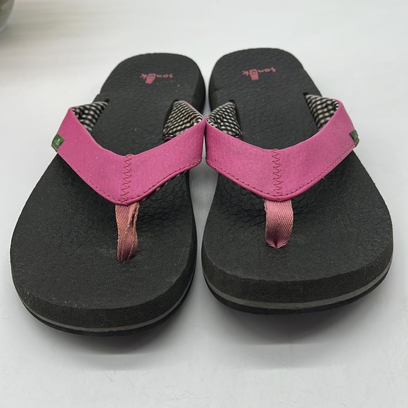 Sanuk Pink Flip Flop with Yoga Foam Footbed Sz 7. FFT3128B - Picture 2 of 8
